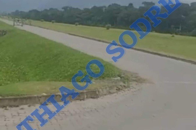 Neymar constrói pista de pouso em sua mansão