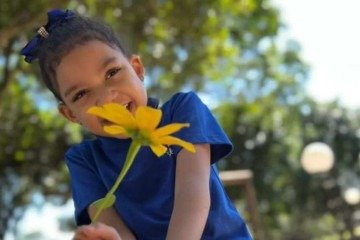 Maria Júlia, de 6 anos, diagnosticada com microcefalia e paralisia cerebral aos 8 meses de vida -  (crédito: Material cedido ao Correio )