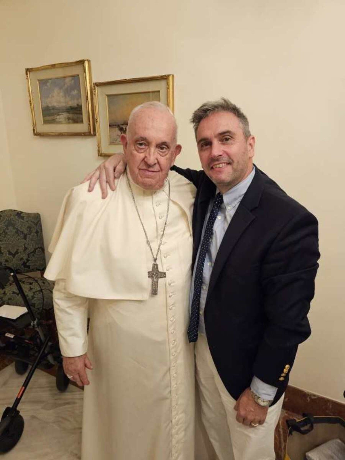 Adrián Pallarols é amigo do papa Francisco e ourives pessoal do pontífice argentino há mais de dez anos 
