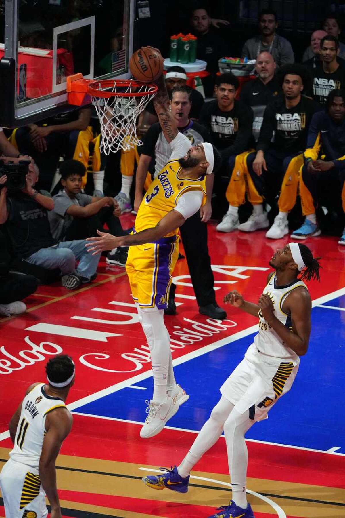 Anthony Davis #3 of the Los Angeles Lakers dunks the ball during the game against the Indiana Pacers during the In-Season Tournament Championship game on December 9, 2023 at T-Mobile Arena in Las Vegas, Nevada. 