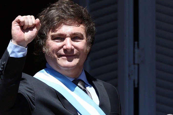 Javier Milei assumiu o cargo neste domingo - (crédito: Reuters) Javier Milei assumiu o cargo neste domingo - (crédito: Reuters)