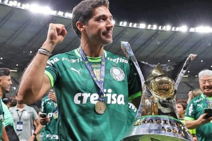 Abel Ferreira em casa no Palmeiras. Sair por qual motivo? -  (crédito:  CESAR GRECO)