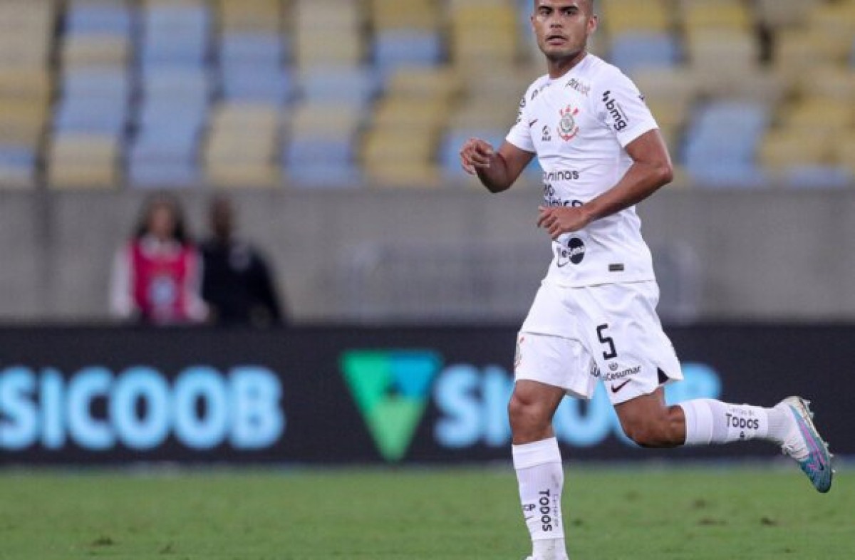 Corinthians oferece Fausto Vera ao Flamengo em troca de Gabigol
