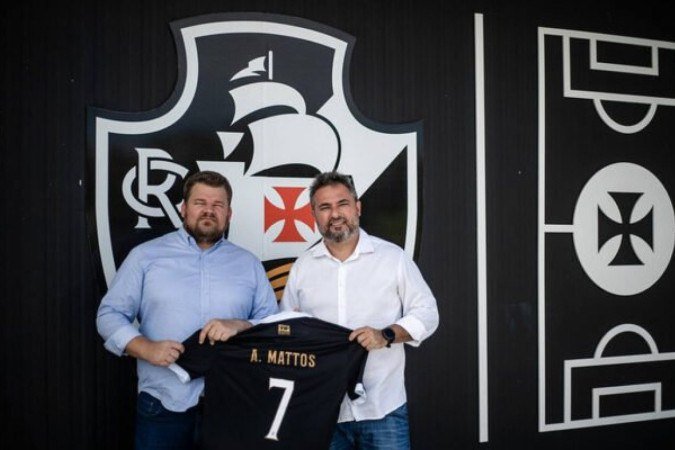 Alexandre Mattos esteve junto de Lúcio Barbosa nesta terça-feira -  (crédito: Foto: Leandro Amorim/Vasco)