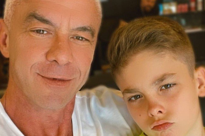 Alexandre e o filho - (crédito: Reprodução/ Instagram )
Alexandre e o filho - (crédito: Reprodução/ Instagram )