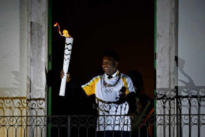 Pelé carregou a tocha olímpica antes dos Jogos Olímpicos Rio-2016 - (crédito: Marcos de Paula/Rio-2016) Pelé carregou a tocha olímpica antes dos Jogos Olímpicos Rio-2016 - (crédito: Marcos de Paula/Rio-2016)