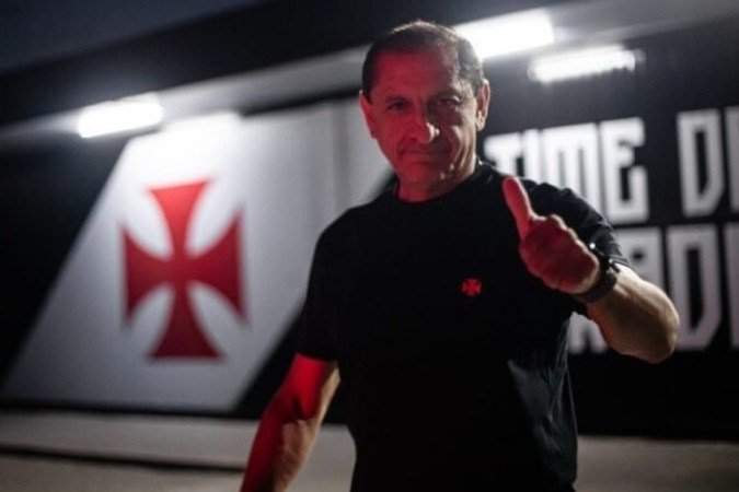 Ramón Díaz durante jogo do Vasco em São Januário -  (crédito: Foto: Leandro Amorim/Vasco)