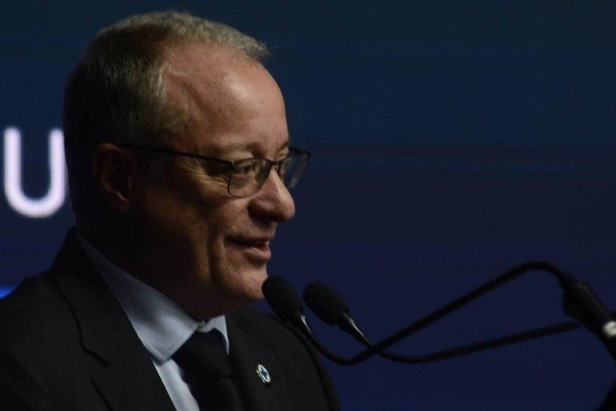 O secretário de Ciência, Tecnologia, Inovação e Complexo da Saúde do Ministério da Saúde, Carlos Gadelha, durante o CB Fórum Complexo Econômico-Industrial da Saúde: desenvolvimento, inovação e o, nesta quarta-feira (13/12) - (crédito: Marcelo Ferreira/CB/D.A.Press) O secretário de Ciência, Tecnologia, Inovação e Complexo da Saúde do Ministério da Saúde, Carlos Gadelha, durante o CB Fórum Complexo Econômico-Industrial da Saúde: desenvolvimento, inovação e o, nesta quarta-feira (13/12) - (crédito: Marcelo Ferreira/CB/D.A.Press)