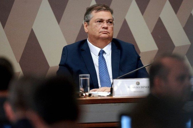 O ministro da Justiça e Segurança Pública, Flávio Dino, é sabatinado para o cargo como ministro do Supremo Tribunal Federal (STF), na Comissão de Constituição e Justiça (CCJ) do Senado - (crédito: ED ALVES/CB/D.A.Press) O ministro da Justiça e Segurança Pública, Flávio Dino, é sabatinado para o cargo como ministro do Supremo Tribunal Federal (STF), na Comissão de Constituição e Justiça (CCJ) do Senado - (crédito: ED ALVES/CB/D.A.Press)