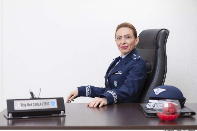 Rompendo Barreiras à Ascensão Profissional da Mulher Militar