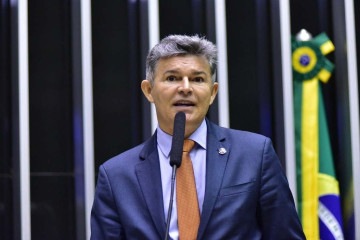 Deputado José Medeiros (PL-MT): determinação 'busca aprimorar a transparência e a confiabilidade do processo eleitoral, sem comprometer a celeridade da apuração'

 -  (crédito: Zeca Ribeiro/Câmara dos Deputados)