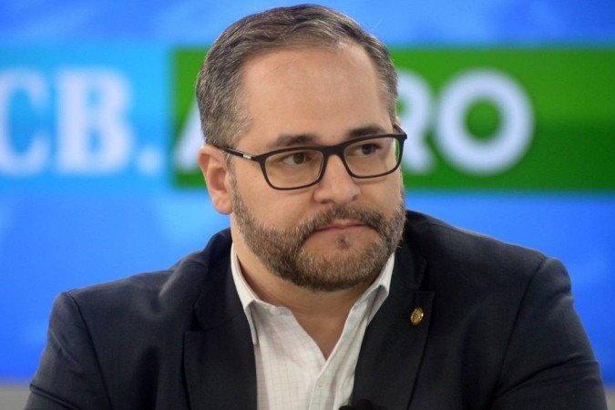 Diretor-executivo adjunto do Instituto CNA explica que existem linhas específicas para financiar a mecanização ou até mesmo a adoção de tecnologias específicas para a modernização do campo - (crédito: Ed Alves/CB/DA.Press) Diretor-executivo adjunto do Instituto CNA explica que existem linhas específicas para financiar a mecanização ou até mesmo a adoção de tecnologias específicas para a modernização do campo - (crédito: Ed Alves/CB/DA.Press)