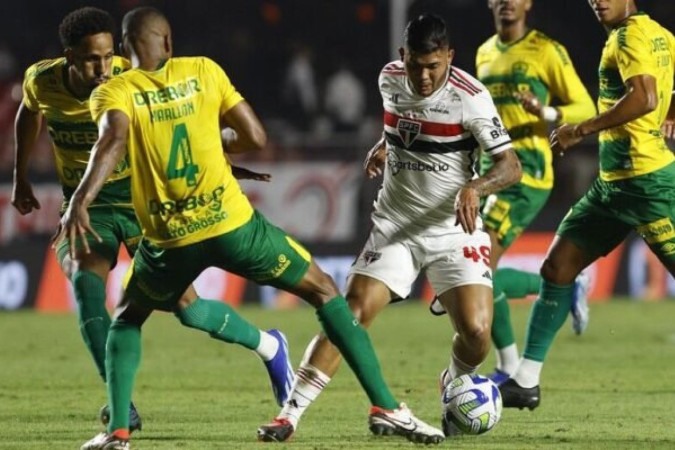Erison celebra um de seus três gols do São Paulo na temporada -  (crédito: Rubens Chiri/Saopaulofc.net)