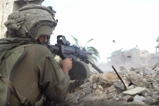 Soldado combate extremistas do Hamas no bairro de Shejaiya, local do incidente