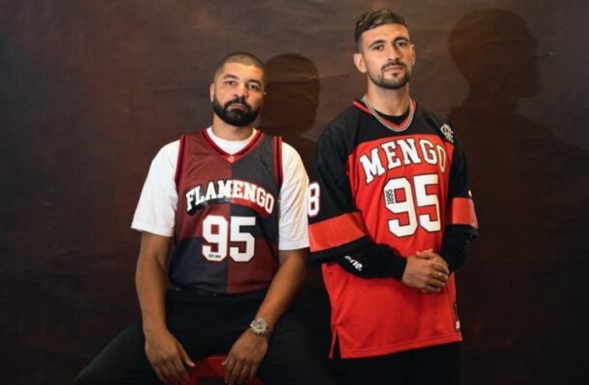 Flamengo lança blusas de basquete e futebol americano