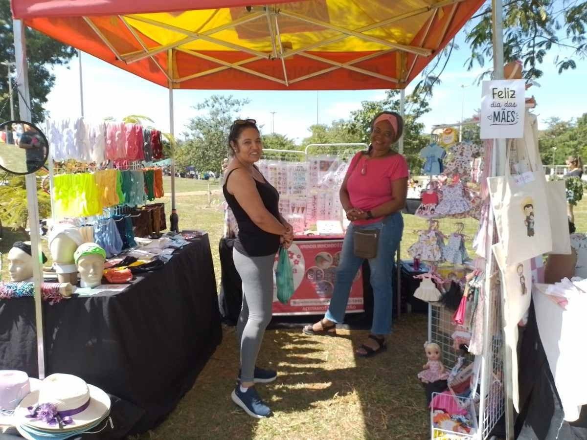 Feira no Sudoeste leva música, dança e artesanato para os moradores 