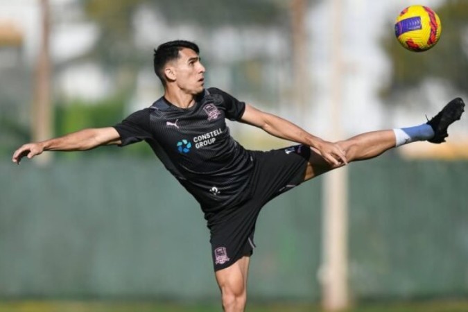 Junior Alonso pertence ao Krasnodar, que negocia com o Vasco possível transferência do zagueiro -  (crédito: Foto: Divulgação/Krasnodar)