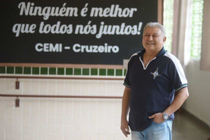 Hoje, estou na parte de direção administrativa, mas sem perder esse pensamento de que a escola é o melhor lugar do mundo" Getúlio Souza Cruz, diretor do Cemi do Cruzeiro