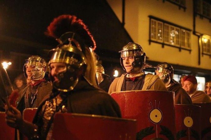 Os moradores de Chester, na Inglaterra, levam muito a sério sua herança romana - (crédito: Getty Images) Os moradores de Chester, na Inglaterra, levam muito a sério sua herança romana - (crédito: Getty Images)