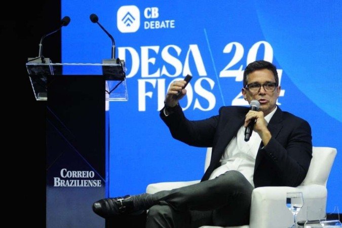 Na ocasião, o chefe da autoridade monetária falou ainda sobre as perspectivas econômicas para o próximo ano e voltou a chamar atenção para a questão fiscal - (crédito: Minervino Júnior ) Na ocasião, o chefe da autoridade monetária falou ainda sobre as perspectivas econômicas para o próximo ano e voltou a chamar atenção para a questão fiscal - (crédito: Minervino Júnior )