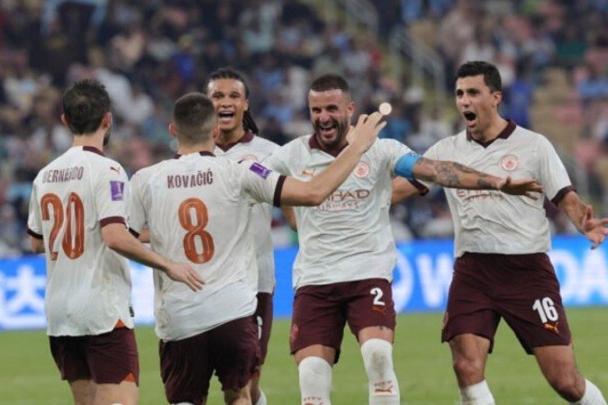 Manchester City teve tranquilidade para construir a vitória sobre o Urawa Reds e avançar à final do Mundial de Clubes  -  (crédito: - GIUSEPPE CACACE/AFP via Getty Images)