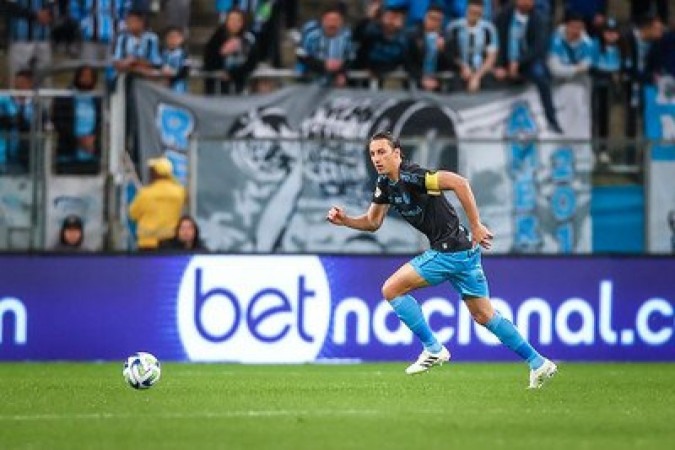 Pedro Geromel fez seis jogos como titular em 2023 -  (crédito:  Lucas Uebel/Gremio FBPA)