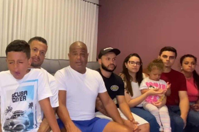 Em vídeo, Marcelinho Carioca apareceu ao lado da família - (crédito: Reprodução/Instagram) Em vídeo, Marcelinho Carioca apareceu ao lado da família - (crédito: Reprodução/Instagram)