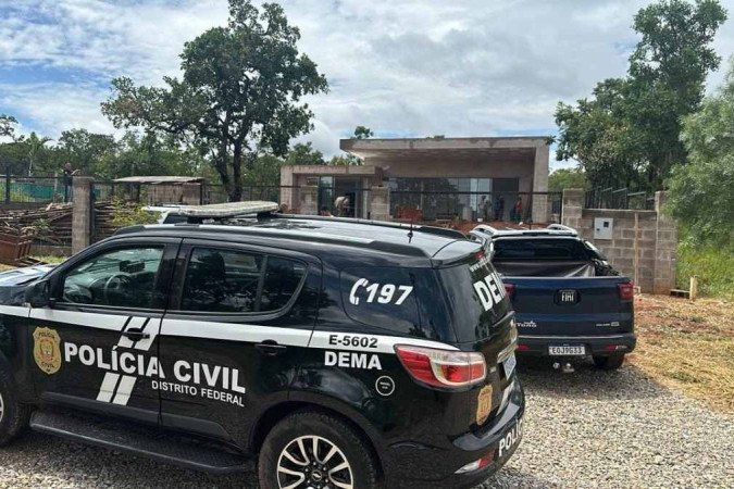Se forem condenados, os seis podem cumprir de 1 a 3 anos de prisão, além de pagar multa
- (crédito: PCDF/Divulgação) Se forem condenados, os seis podem cumprir de 1 a 3 anos de prisão, além de pagar multa
- (crédito: PCDF/Divulgação)