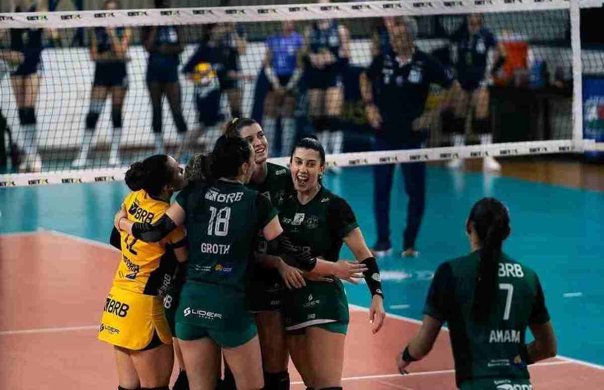 Pela Superliga Feminina, Brasília Vôlei encara o Pinheiros, em Taguatinga