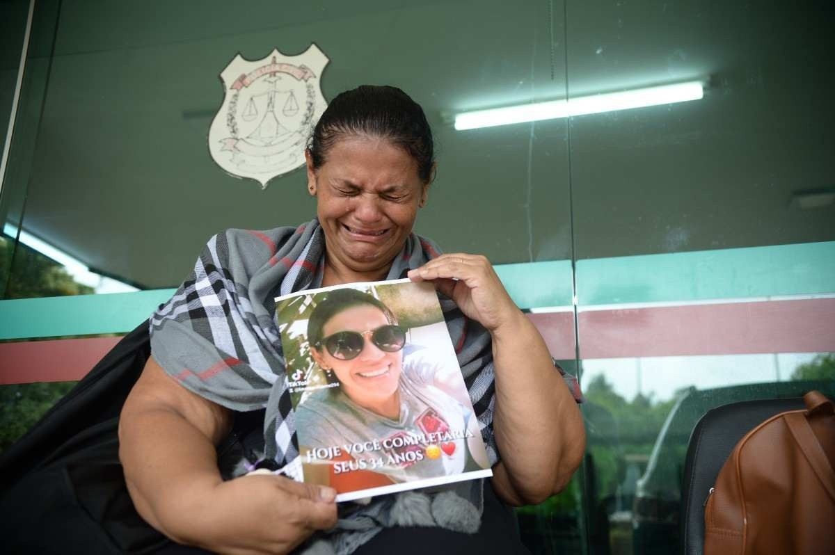 Mulher morta a tiros no Gama iria denunciar ex-companheira, diz mãe