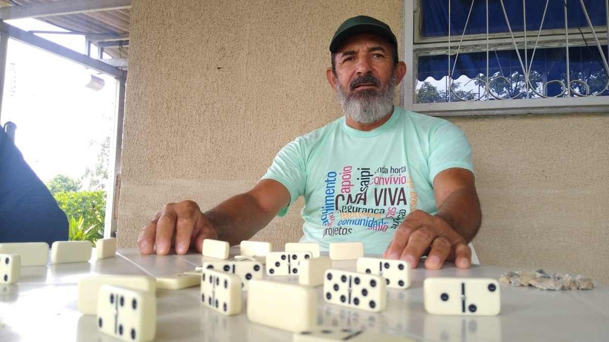 Piauiense, José Francisco de Sousa, 61, agradece o atendimento na Casa Viva, em Taguatinga