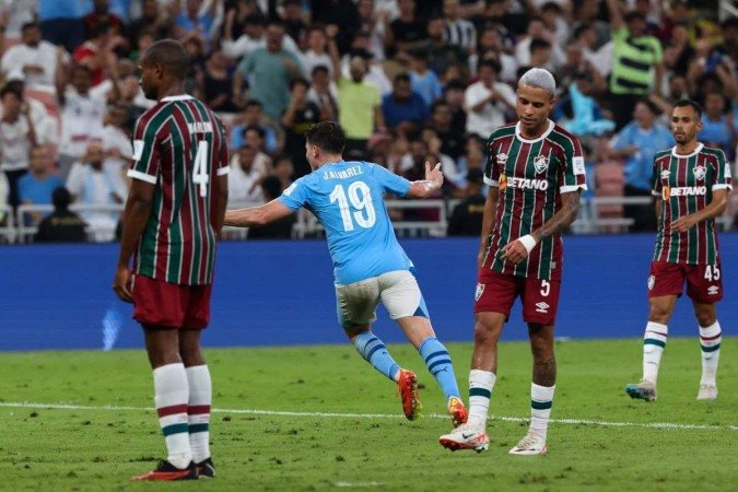 Julian Alvarez comemora depois de marcar o quarto gol do Manchester City - (crédito: AFP) Julian Alvarez comemora depois de marcar o quarto gol do Manchester City - (crédito: AFP)