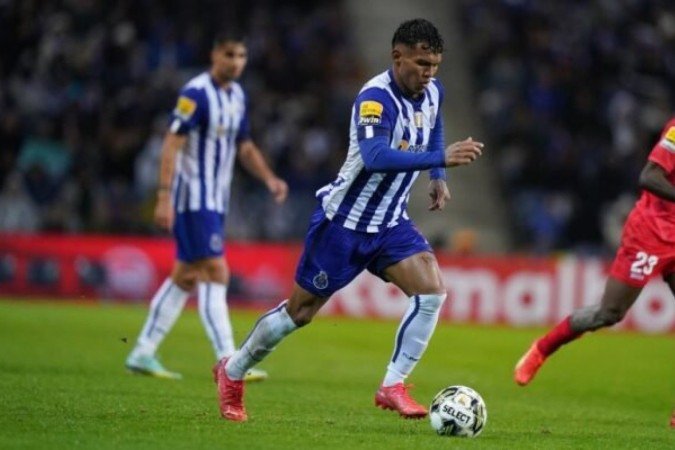 Gabriel Veron, ex-atacante do Palmeiras, em ação pelo Porto -  (crédito: Foto: Divulgação/Porto)