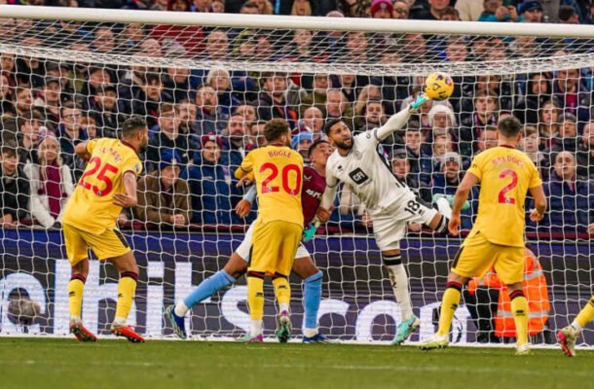 Aston Villa tropeça no Sheffield e não assume liderança da Premier League