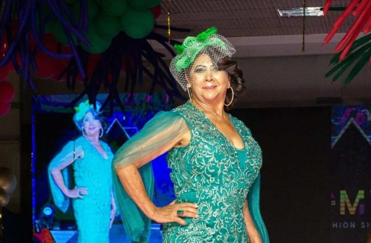 Desfile GMV Fashion Show enaltece beleza das mulheres da terceira idade, em Ceilândia. 