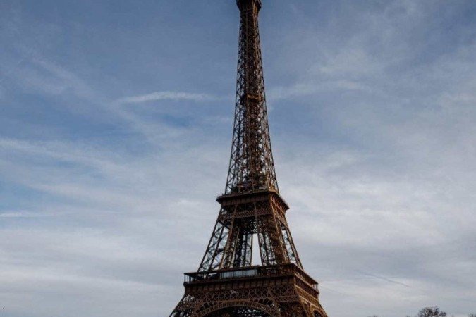 A torre Eiffel -  (crédito: Dimitar DILKOFF / AFP)