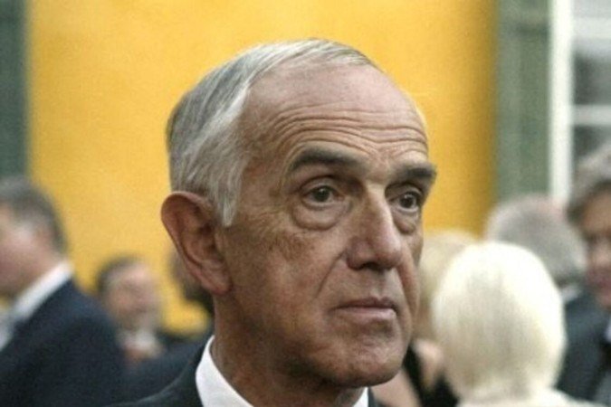 Engenheiro austríaco Gaston Glock, inventor da pistola glock, morre aos 94 anos -  (crédito: GERT EGGENBERGER / APA / AFP)