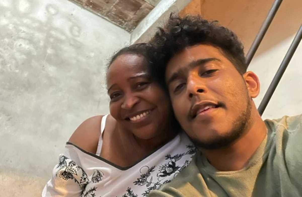 Fred Ramon foi o primeiro da família a ingressar em uma universidade. Estudante faz vakinha para concluir curso nos EUA.