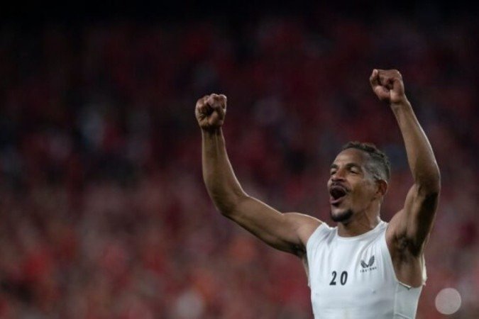 Fernando Reges é um dos ídolos do Sevilla, onde está desde 2019  -  (crédito: Foto: JORGE GUERRERO/AFP via Getty Images)