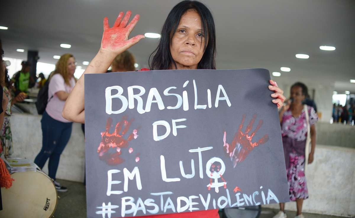  28/12/2023 Credito: Ed Alves/CB/DA.Press. Cidades. Manifestação contra Violencia contra Mulher - Feminicidio Não.Ato na Rodoviaria. 