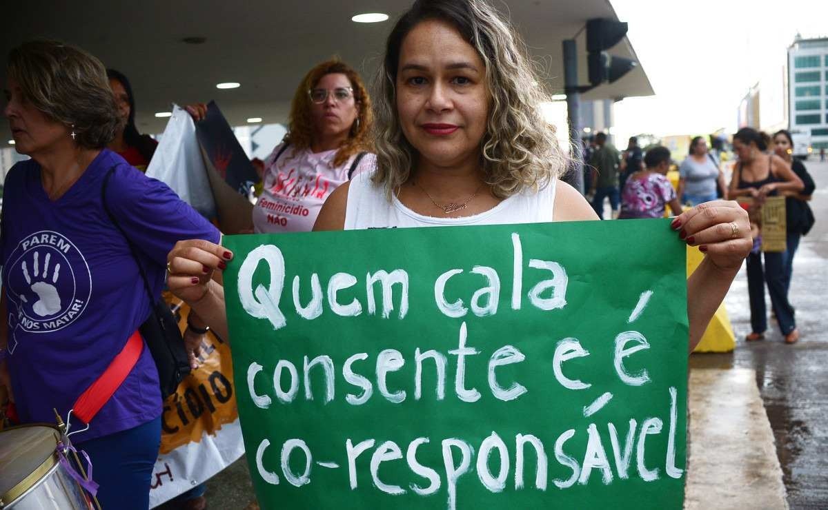  28/12/2023 Credito: Ed Alves/CB/DA.Press. Cidades. Manifestação contra Violencia contra Mulher - Feminicidio Não.Ato na Rodoviaria. 