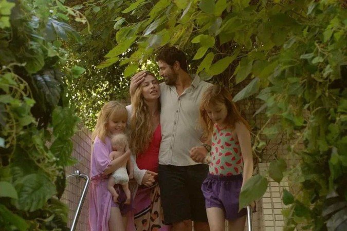  2023. Divirta se Mais. Filme Uma familia feliz