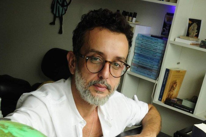 Arthur Curado, psicanalista e astr&oacute;logo