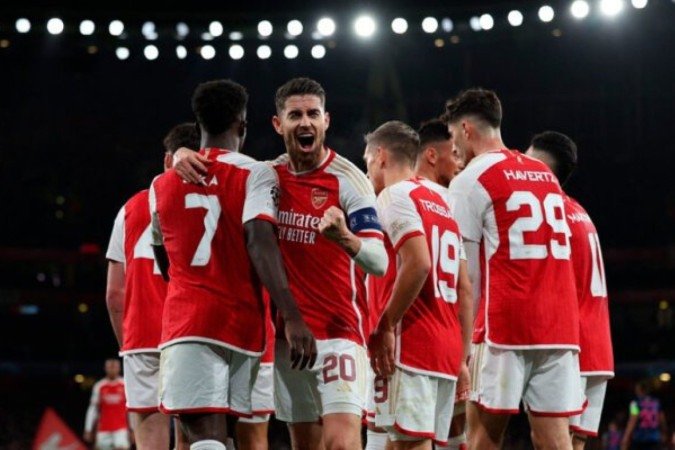 Arsenal depende apenas de si para ser campeão inglês em 2024  -  (crédito: Foto:  IAN KINGTON/AFP via Getty Images)