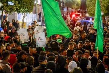 Em Ramallah, na Cisjordânia, sede da Autoridade Palestina, protesto contra o assassinato de Al Arouri: 'crime não ficará sem resposta' -  (crédito:  AFP)