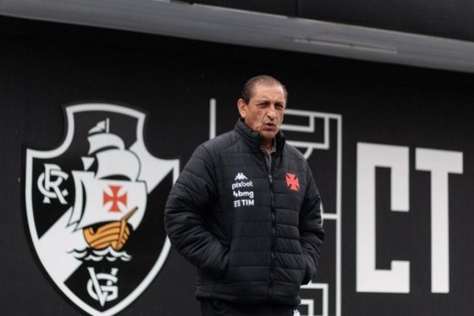 Até Ramón, Valentim havia sido o último treinador a virar o ano no Vasco  -  (crédito: Foto: José Tramontin/athletico.com.br)