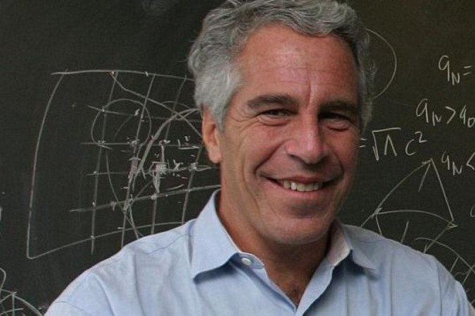 Epstein começou sua carreira como professor de matemática e física na elite Dalton School, em Nova York -  (crédito: Getty Images)