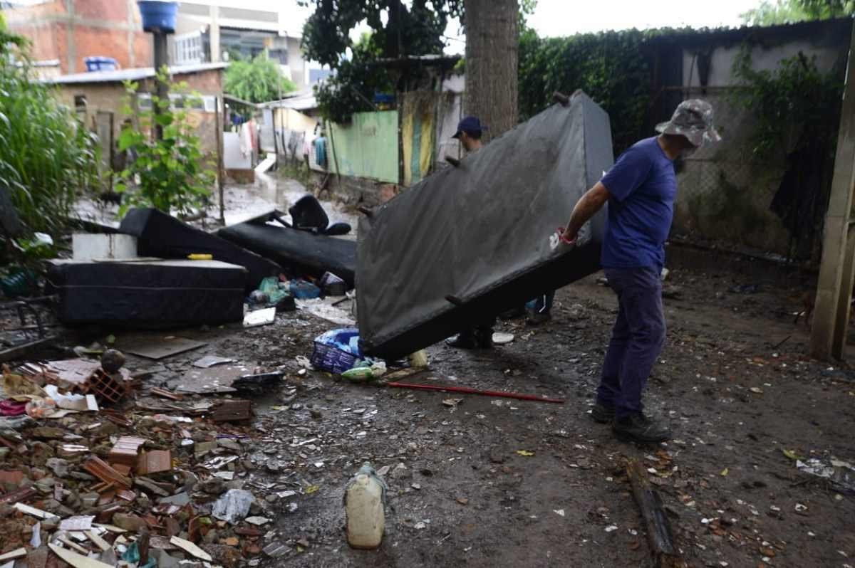 Vila Cauhy lida com prejuízos causados pelas fortes chuvas no DF