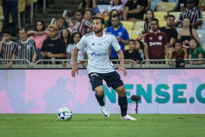 Nicolás Larcamón terá a missão de analisar o futuro de Gilberto -  (crédito: Foto: Divulgação/Cruzeiro)