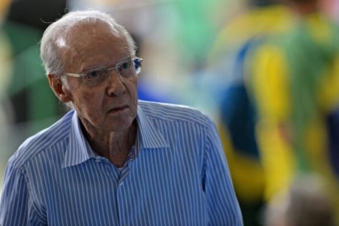 Zagallo foi um excelente jogador e saiu-se muito bem defendendo o Flamengo - (crédito: AFP via Getty Images) Zagallo foi um excelente jogador e saiu-se muito bem defendendo o Flamengo - (crédito: AFP via Getty Images)